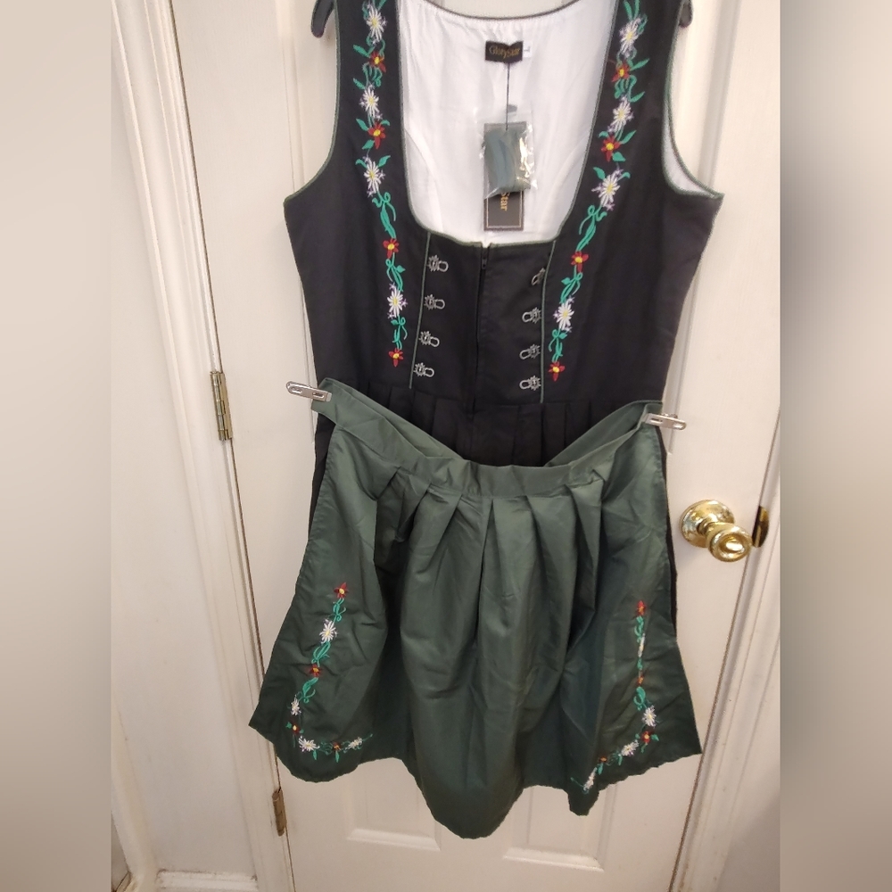 Glory Star Bavarian Octoberfest Dirndl Dress Large Renaissance BLACK Floral NWT